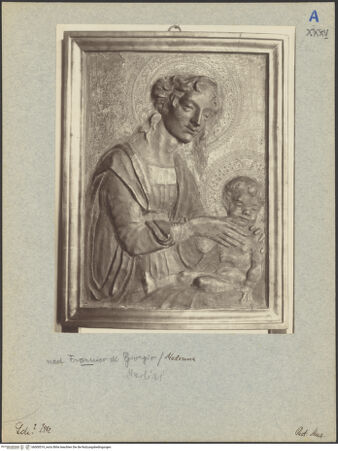 Vorderseite von Museum [https://rightsstatements.org/page/CNE/1.0/] Madonna - , bh000519_recto. Foto.