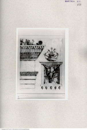 Vorderseite von  [http://creativecommons.org/publicdomain/mark/1.0/] Architekturdetail - , bh001213. Foto.