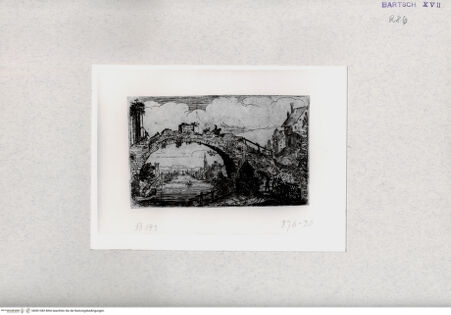 Vorderseite von  [http://creativecommons.org/publicdomain/mark/1.0/] die Brücke - , bh001382. Foto.