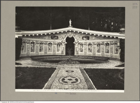 Vorderseite von Alinari [https://www.deutsche-digitale-bibliothek.de/content/lizenzen/rv-ez/] Villa BarbaroNymphäum - Gesamtansicht, bh004594_recto. Foto.