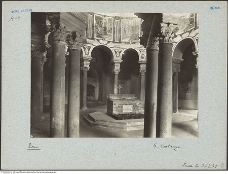 Vorderseite von ICCD [https://www.deutsche-digitale-bibliothek.de/content/lizenzen/rv-ez/] Mausoleo di Santa CostanzaInnenraum - Blick vom Umgang Richtung Altar, bh005536_recto. Foto.