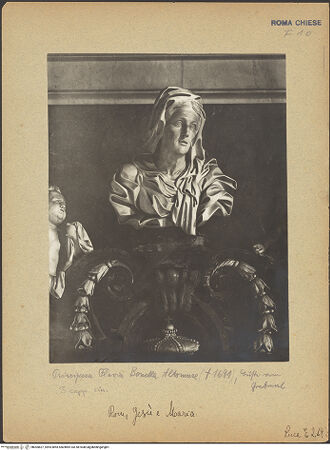 Vorderseite von ICCD [https://www.deutsche-digitale-bibliothek.de/content/lizenzen/rv-ez/] Grabmal für Prinzessin Flavia Bonella di Altomare (gest. 1691) - Detail: Büste, bh005827_recto. Foto.