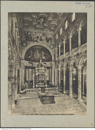 Vorderseite von Alinari [https://www.deutsche-digitale-bibliothek.de/content/lizenzen/rv-ez/] Sant'Agnese fuori le MuraInnenraumMittelschiff - Hauptschiff gegen den Chor, bh005867_recto. Foto.