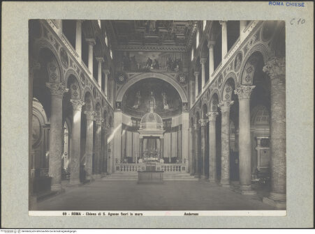 Vorderseite von Alinari [https://www.deutsche-digitale-bibliothek.de/content/lizenzen/rv-ez/] Sant'Agnese fuori le MuraInnenraumMittelschiff - Hauptschiff gegen den Chor, bh005869_recto. Foto.