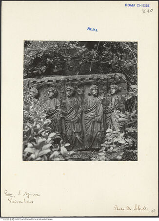 Vorderseite von Bibliotheca Hertziana [https://www.deutsche-digitale-bibliothek.de/content/lizenzen/rv-fz/] mittelalterlicher Sarkophag mit Propheten - Detail, bh005915_recto. Foto: Schudt, Ludwig.