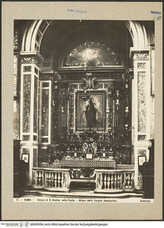 Vorderseite von Alinari [https://www.deutsche-digitale-bibliothek.de/content/lizenzen/rv-ez/] Sant'Andrea delle FratteCappella della Madonna del Miracolo - Teilansicht mit reich geschmücktem Altar, bh005954_recto. Foto.