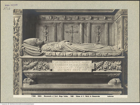 Vorderseite von Alinari [https://www.deutsche-digitale-bibliothek.de/content/lizenzen/rv-ez/] Grabmal des Bischofs Diego Melendes Valdes (+1506)Sarkophag mit Liegefigur - Sarkophag und Liegefigur, bh005998_recto. Foto.