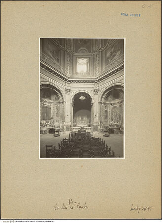 Vorderseite von Foto Marburg [https://www.deutsche-digitale-bibliothek.de/content/lizenzen/rv-ez/] Santa Maria di Loreto - Presbyterium und Seitenkapellen links und rechts seitlich, bh006939_recto. Foto.