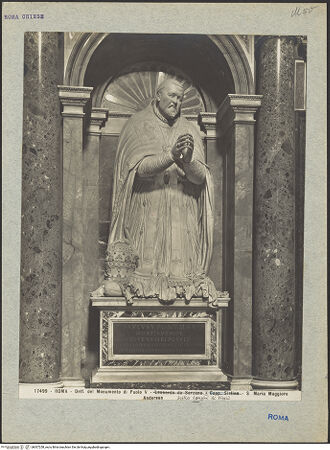 Vorderseite von Alinari (Anderson) [https://www.deutsche-digitale-bibliothek.de/content/lizenzen/rv-ez/] Grabmal Pauls V.Papststatue - Gesamtansicht, bh007258_recto. Foto.