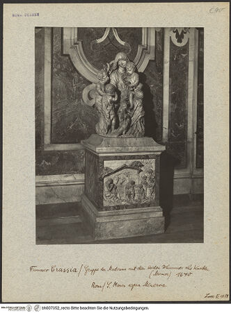 Vorderseite von ICCD [https://www.deutsche-digitale-bibliothek.de/content/lizenzen/rv-ez/] Heilige Familie, darunter Sockel mit Anbetung der Könige - Gesamtansicht, bh007352_recto. Foto.