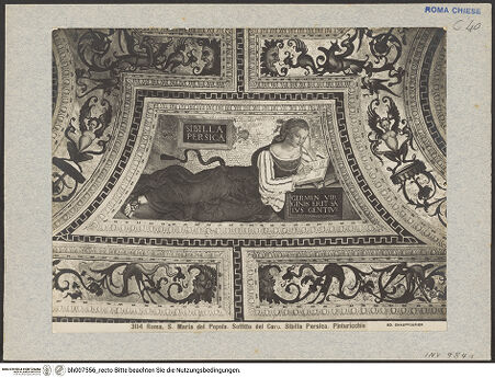 Vorderseite von Chauffourier, ? [https://www.deutsche-digitale-bibliothek.de/content/lizenzen/rv-ez/] Krönung Mariä umgeben von Evangelisten, Sibyllen und KirchenväternSibyllenPersische Sibylle - Gesamtansicht, bh007556_recto. Foto: Chauffourier, ?.