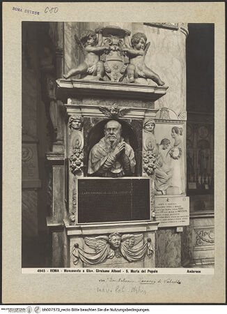 Vorderseite von Alinari [https://www.deutsche-digitale-bibliothek.de/content/lizenzen/rv-ez/] Grabmal des Kardinals Giovanni Girolamo Albani (+1591) - , bh007573_recto. Foto.