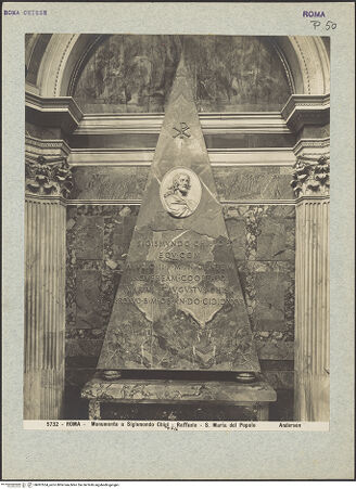 Vorderseite von Alinari [https://www.deutsche-digitale-bibliothek.de/content/lizenzen/rv-ez/] Grabmal des Agostino Chigi - Gesamtansicht, bh007634_recto. Foto.