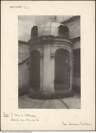 Vorderseite von unbekannt [https://www.deutsche-digitale-bibliothek.de/content/lizenzen/rv-fz/] Santa Maria in VallicellaRückfassade & Seitenfassaden - Laterne einer Nebenkapelle, bh007850_recto. Foto: Lehmann-Brockhaus, Otto.
