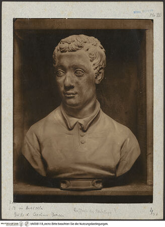 Vorderseite von unbekannt [https://www.deutsche-digitale-bibliothek.de/content/lizenzen/rv-fz/] Grabmal von Cecchino Bracci - Detail: Büste, bh008118_recto. Foto: Faraglia, Cesare.