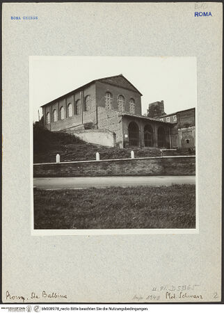 Vorderseite von Bibliotheca Hertziana [https://www.deutsche-digitale-bibliothek.de/content/lizenzen/rv-fz/] Santa Balbina - Fassade, südliche Seitenfront, bh008978_recto. Foto: Schwarz, Heinrich Mathias.