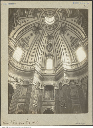 Vorderseite von unbekannt [https://www.deutsche-digitale-bibliothek.de/content/lizenzen/rv-fz/] Palazzo della SapienzaSant'Ivo alla Sapienza - Kuppel, bh010063_recto. Foto: Faraglia, Cesare.