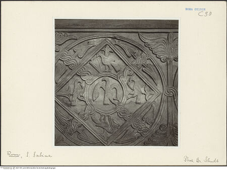 Vorderseite von Bibliotheca Hertziana [https://www.deutsche-digitale-bibliothek.de/content/lizenzen/rv-fz/] Schola Cantorum - Ornamentplatte mit Vogelmotiven, bh011597_recto. Foto: Schudt, Ludwig.