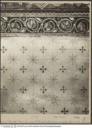 Vorderseite von Luce [https://www.deutsche-digitale-bibliothek.de/content/lizenzen/rv-ez/] Silvesterlegende - Detail: Fries mit Rankenornament und Ausmalung des Gewölbes, bh014872_recto. Foto.