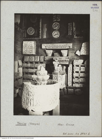 Vorderseite von ICCD [https://www.deutsche-digitale-bibliothek.de/content/lizenzen/rv-ez/] Museo Civico - Lapidarium, bh017036_recto. Foto.