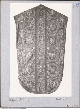 Vorderseite von ICCD [https://www.deutsche-digitale-bibliothek.de/content/lizenzen/rv-ez/] Sogenannte Kasel Bonifaz' VIII. - Gesamtansicht der Rückseite, bh017116_recto. Foto.