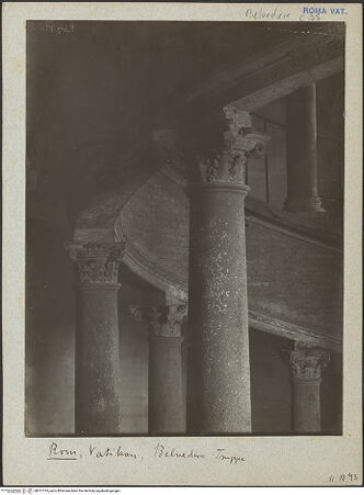 Vorderseite von Bibliotheca Hertziana [https://www.deutsche-digitale-bibliothek.de/content/lizenzen/rv-fz/] Belvedere - Innenansicht, Ausschnitt, bh017313_recto. Foto: Lindner, Paul.