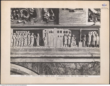 Vorderseite von Alinari [https://www.deutsche-digitale-bibliothek.de/content/lizenzen/rv-ez/] Szenen aus dem Leben der heiligen Katharina von Alexandrien - Szene 3: Mystische Vermählung der Katharina mit Christus; Szene 4: Katharina verweigert die Anbetung heidnischer Standbilder (vor 1943), bh017956_recto. Foto.