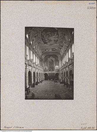 Vorderseite von ENIT [https://www.deutsche-digitale-bibliothek.de/content/lizenzen/rv-ez/] Santa Chiara - Gesamtansicht zum Eingang hin, bh017970_recto. Foto.