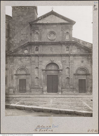 Vorderseite von Bibliotheca Hertziana [https://www.deutsche-digitale-bibliothek.de/content/lizenzen/rv-fz/] Santa CristinaCollegiata Santa CristinaWestfassade - Fassade, bh018436_recto. Foto: Lindner, Paul.