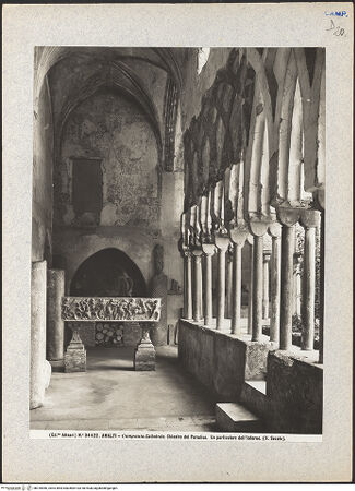 Vorderseite von Alinari [https://www.deutsche-digitale-bibliothek.de/content/lizenzen/rv-ez/] DuomoChiostro del Paradiso - Galerie, bh018966_recto. Foto.