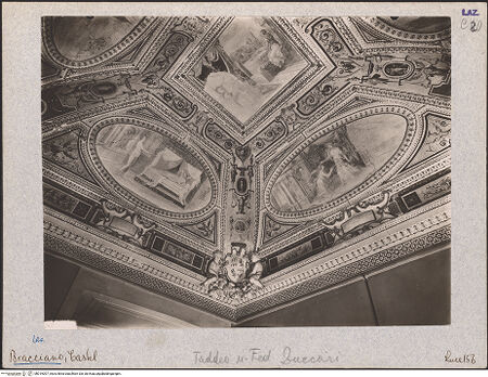 Vorderseite von ICCD [https://www.deutsche-digitale-bibliothek.de/content/lizenzen/rv-ez/] Szenen aus der Geschichte von Amor und Psyche und Groteskenmalereien - Teilansicht, bh019007_recto. Foto.