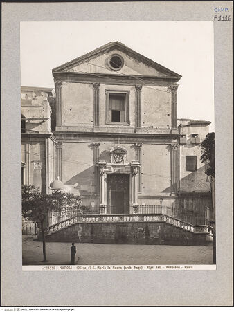 Vorderseite von Alinari [https://www.deutsche-digitale-bibliothek.de/content/lizenzen/rv-ez/] Santa Maria la Nova - Hauptfassade, bh022215_recto. Foto.