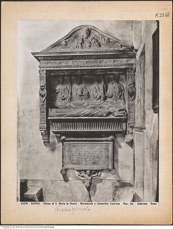 Vorderseite von Alinari [https://www.deutsche-digitale-bibliothek.de/content/lizenzen/rv-ez/] Grabmal des Costantino Castriota (gest. 1500) - Gesamtansicht, bh022230_recto. Foto.