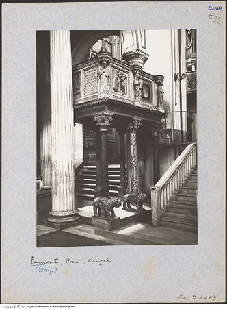 Vorderseite von Istituto Luce [https://www.deutsche-digitale-bibliothek.de/content/lizenzen/rv-fz/] Kanzel - Rechte Seite, bh022244_recto. Foto.