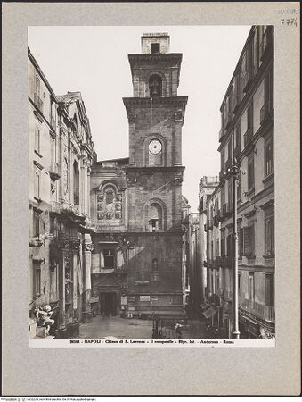 Vorderseite von Alinari [https://www.deutsche-digitale-bibliothek.de/content/lizenzen/rv-ez/] San Lorenzo Maggiore - Fassade und Campanile, bh022246_recto. Foto.