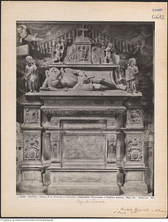 Vorderseite von Alinari [https://www.deutsche-digitale-bibliothek.de/content/lizenzen/rv-ez/] Grabmal des Scipione Somma (gest. 1553) - Gesamtansicht, bh024062_recto. Foto.