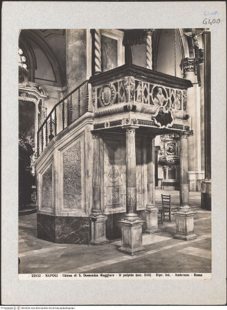 Vorderseite von Alinari [https://www.deutsche-digitale-bibliothek.de/content/lizenzen/rv-ez/] Seitenansicht, bh024206_recto. Foto.