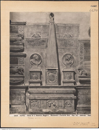 Vorderseite von Alinari [https://www.deutsche-digitale-bibliothek.de/content/lizenzen/rv-ez/] Grabmal des Berardo Rota und Porzia Capece - Gesamtansicht, bh024330_recto. Foto.