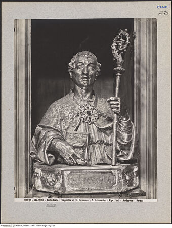 Vorderseite von Alinari [https://www.deutsche-digitale-bibliothek.de/content/lizenzen/rv-ez/] Büstenreliquiar des heiligen Athanasius von Neapel - Gesamtansicht, bh024458_recto. Foto.