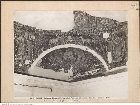 Vorderseite von Alinari [https://www.deutsche-digitale-bibliothek.de/content/lizenzen/rv-ez/] Szenen aus dem Leben Christi, Apostel und EvangelistensymboleEvangelistensymbole und pastorale Szenen - Halbkuppel des Markus, bh024563_recto. Foto.