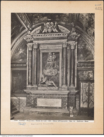 Vorderseite von Alinari [https://www.deutsche-digitale-bibliothek.de/content/lizenzen/rv-ez/] Grabmal des Alfonso Sanchez de Luna (gest. 1564) - Gesamtansicht, bh025815_recto. Foto.