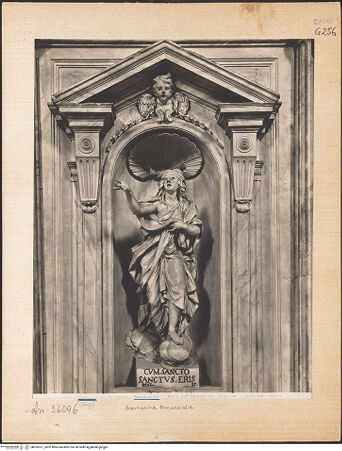 Vorderseite von Alinari [https://www.deutsche-digitale-bibliothek.de/content/lizenzen/rv-ez/] Beten - Frontalansicht, bh025817_recto. Foto.