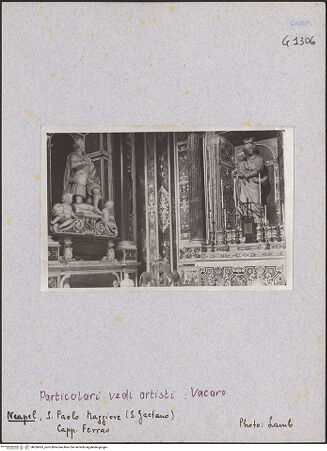 Vorderseite von Lamb, Carl [https://www.deutsche-digitale-bibliothek.de/content/lizenzen/rv-ez/] Dekoration der Cappella Firrao - Wand mit dem Grabmal des Cesare Firrao und Altar, bh026063_recto. Foto.