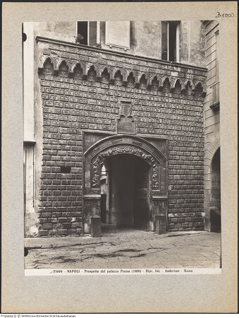 Vorderseite von Alinari [https://www.deutsche-digitale-bibliothek.de/content/lizenzen/rv-ez/] Palazzo Penna - Fassade, bh026832_recto. Foto.