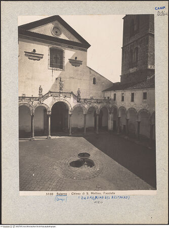 Vorderseite von Alinari [https://www.deutsche-digitale-bibliothek.de/content/lizenzen/rv-ez/] Duomo & San Matteo - Narthex und Südflugel von Nordwesten, bh027005_recto. Foto.