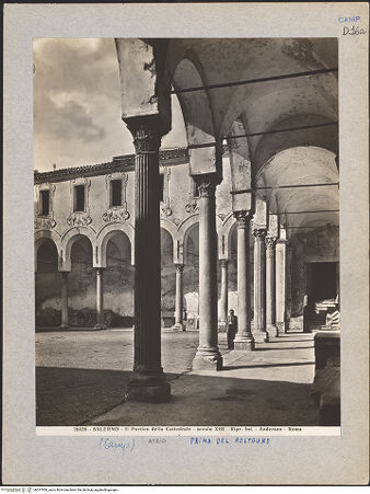 Vorderseite von Alinari [https://www.deutsche-digitale-bibliothek.de/content/lizenzen/rv-ez/] Duomo & San Matteo - Narthex und Nordflügel von Südwesten, bh027006_recto. Foto.