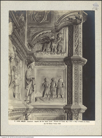 Vorderseite von Alinari [https://www.deutsche-digitale-bibliothek.de/content/lizenzen/rv-ez/] Grabmal des Bischofs Guido Tarlati (gest. 1327)Rechten Seitenflügel: Ritter und Jäger - Teilansicht, bh027085_recto. Foto.