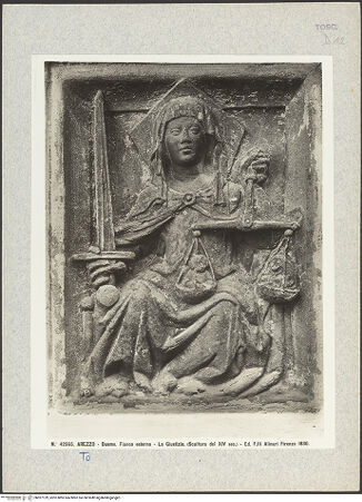 Vorderseite von Alinari [https://www.deutsche-digitale-bibliothek.de/content/lizenzen/rv-ez/] Justitia - Gesamtansicht, bh027129_recto. Foto.