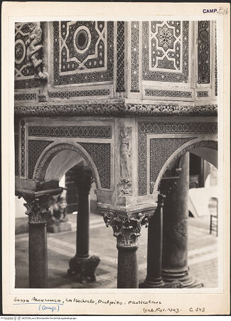 Vorderseite von ICCD [https://www.deutsche-digitale-bibliothek.de/content/lizenzen/rv-ez/] Detail einer Ecke, bh027260_recto. 
      .