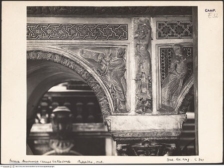 Vorderseite von ICCD [https://www.deutsche-digitale-bibliothek.de/content/lizenzen/rv-ez/] Propheten mit Schriftrollen, allegorische Figuren und Personifikationen der Sibyllen - Detail: Zacharias, Tragfigur und Sibylle, bh027265_recto. Foto.